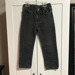 OshKosh B’gosh Boys 4T black skinny jeans, stretchy, soft. Adjustable waist, EUC